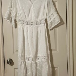 Elegant White Lace women’s dress